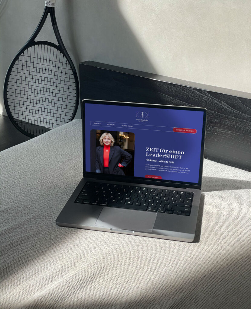 Laptop Mockup e1771667087455